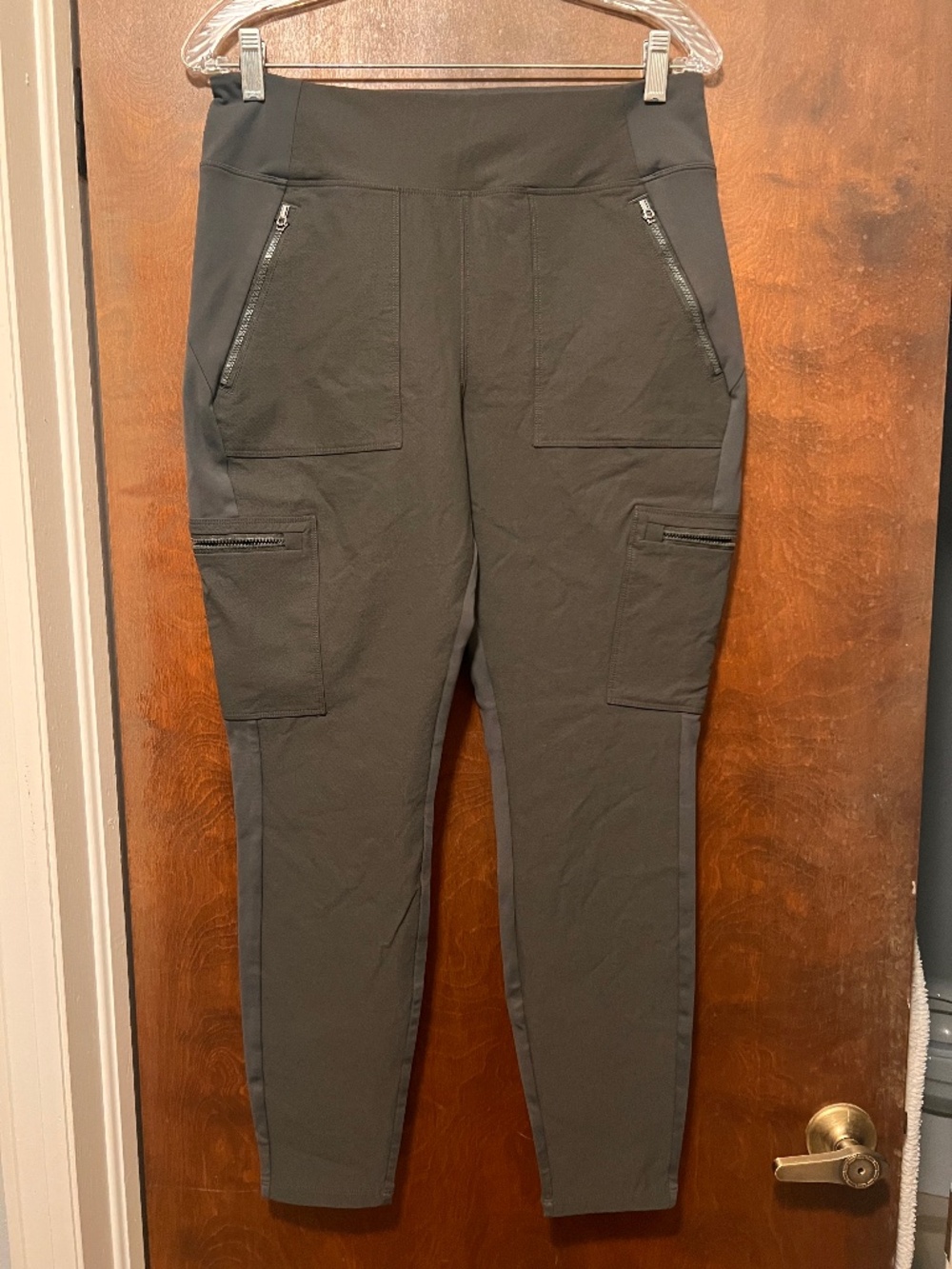 Athleta Cargo Leggings